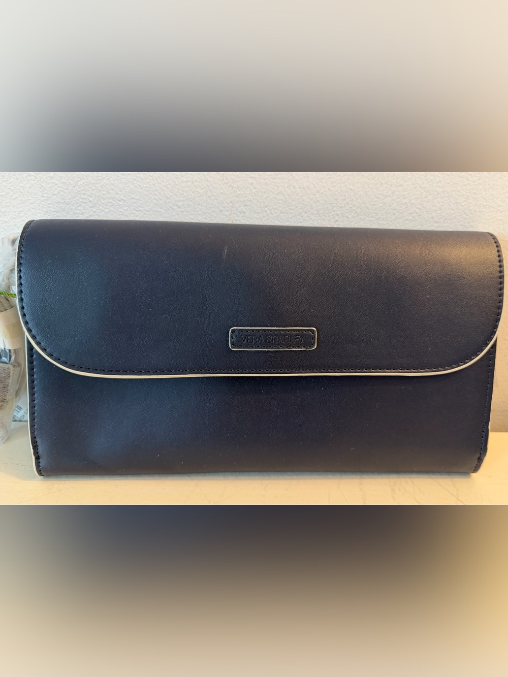 Vera Bradley flap clutch/crossbody in classic navy.